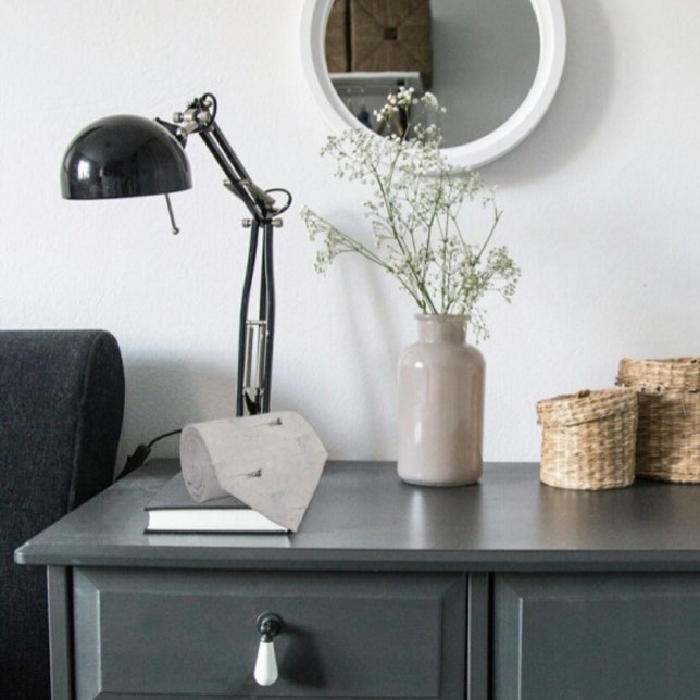 Lizard on Gray Photo Tiled Tie (Creator Uploaded)