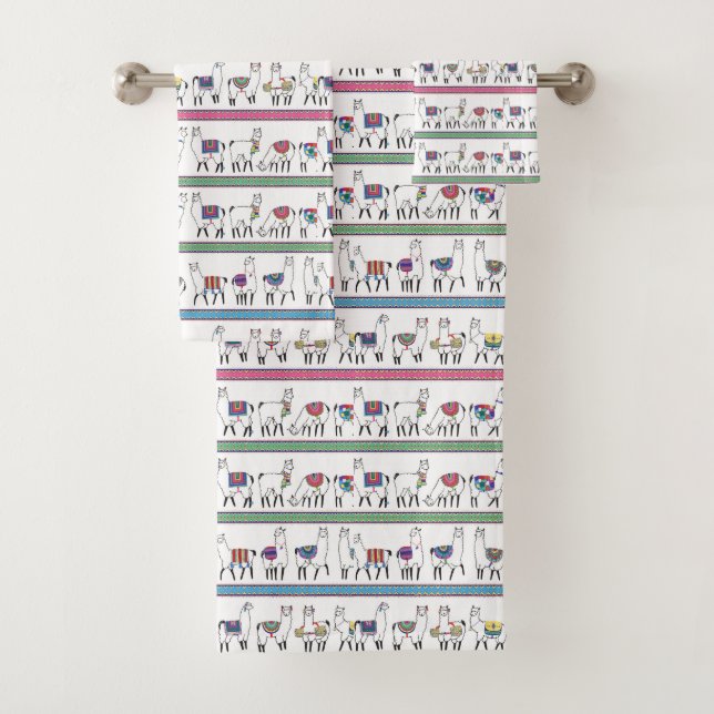 Llama Stripe Pattern Bath Towel Set (Insitu)