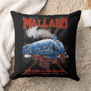 LNER Class A4 Mallard locomotive Union Jack flag Throw Pillow