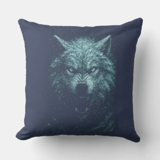 Lobo de nieve throw pillow