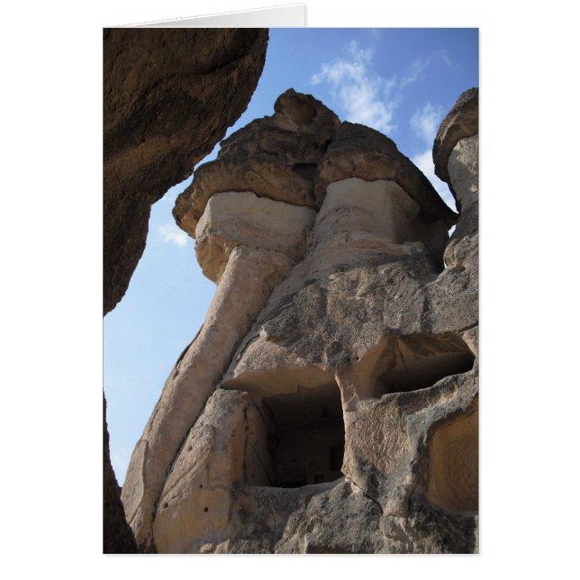 Logement de caverne (Devant)