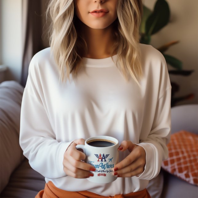 Logo d'une femme amusante Café Mug (Créateur téléchargé)