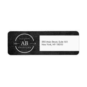 LOGO HIP & EDGY MONOGRAM avec FLÈCHE sur BOIS NOIR