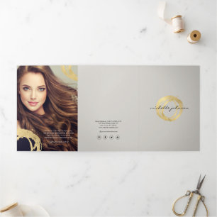 Logo Luxe Faux Gold Peint Circle sur Tan Brochure