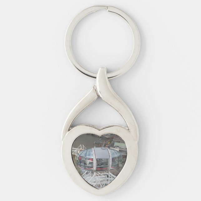 London Eye Cabin Heart Keychain (Front)
