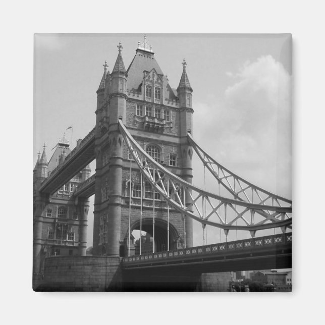 London Magnet (Devant)