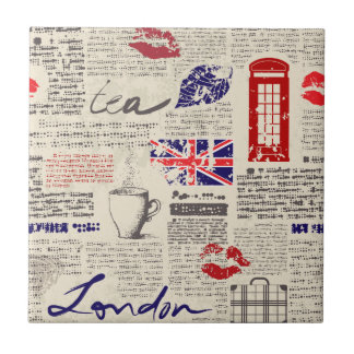 London Themed Seamless Pattern with Phone Booths Tile