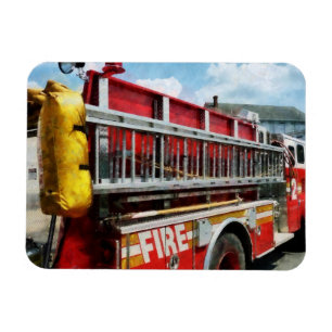 Long Ladder on Fire Truck Magnet