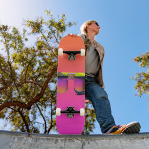 LOOK Graphic Logo Skateboard