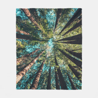 LOOKING UP FLEECE BLANKET
