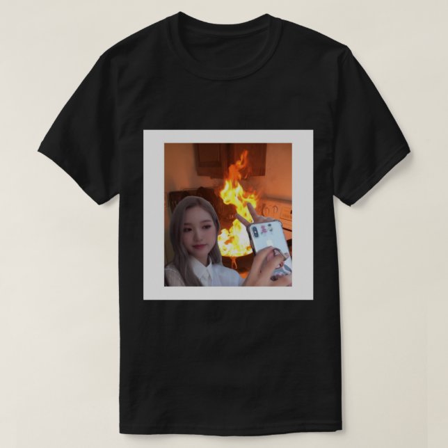 LOONA Gowon with fire Pin T-Shirt (Design Front)