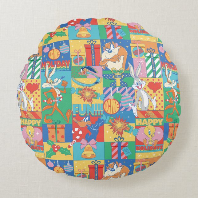 LOONEY TUNES™ | Happy Holidays Christmas Pattern Round Pillow (Front)