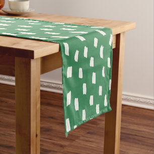 Loose Mark Leaf Green Warm White Short Table Runner