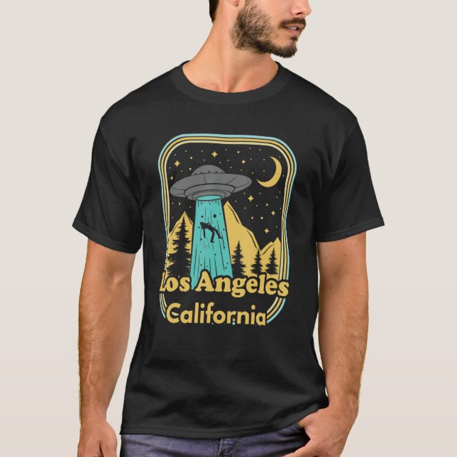 Los Angeles California Ufo Alien Hunter 80s State T-Shirt (Front)