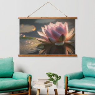 Lotus rose dans la tapisserie légère du matin