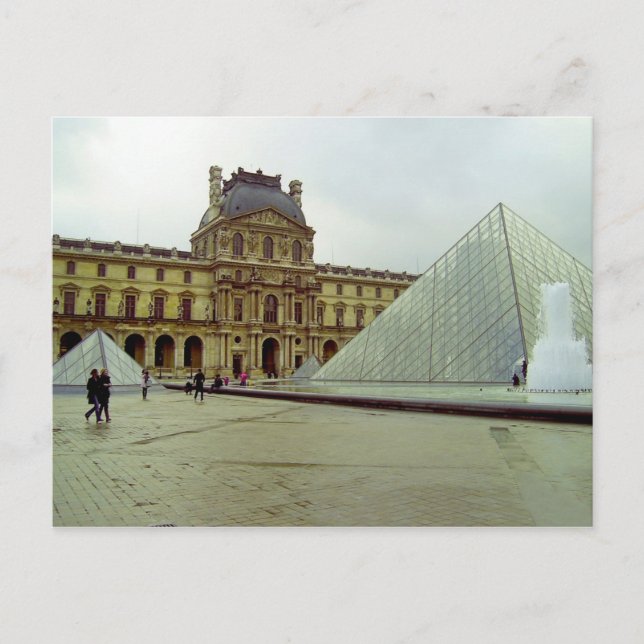 Louvre museum postcard (Front)