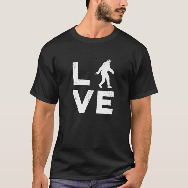 LOVE Bigfoot Yeti Or Sasquatch Retro T-Shirt (Front)