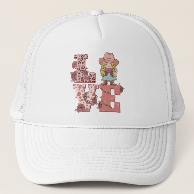 Love & Cowgirl Spirit – Vintage Country Style Trucker Hat (Front)