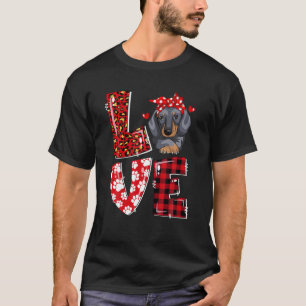 LOVE Dachshund Dog Happy Valentines Day 2022 T-Shirt