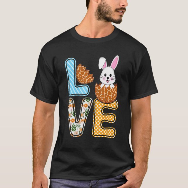 Love Easter Bunny Egg Giraffe Print Cute Bunny Kid T-Shirt (Front)