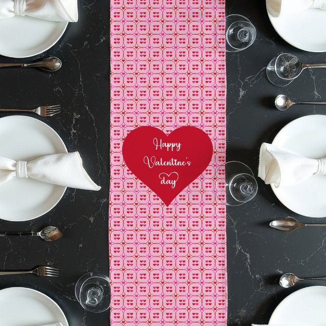 Love Hearts Table Runner Sweet Valentine Gift (Love Hearts Table Runner Sweet Valentine Gift)