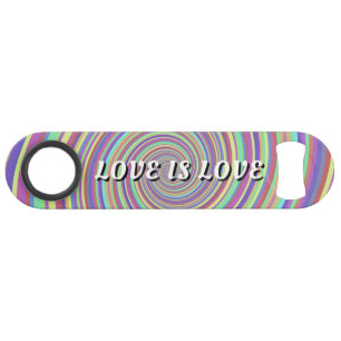 Love Is Love Fierté Bar Key