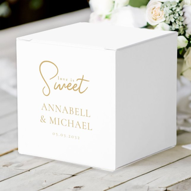 Love is Sweet! Elegant, Simpel, Wedding Favor Box (Love is Sweet! Elegant, Simpel, Wedding Favor Boxes with your names and date.)