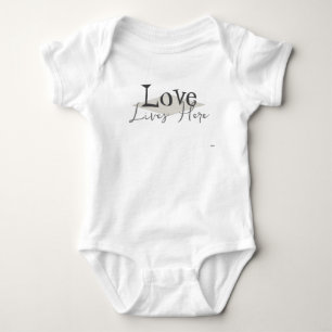 Love Lives Here Infant t-shirt HAMbyWG Baby Bodysuit
