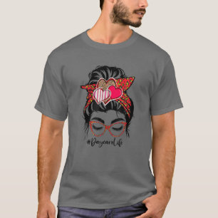 Love Messy Bun Daycare Teacher Valentines Day Matc T-Shirt