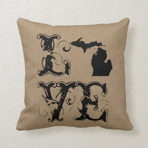 Love Michigan state rustic chic burlap vintage Throw Pillow