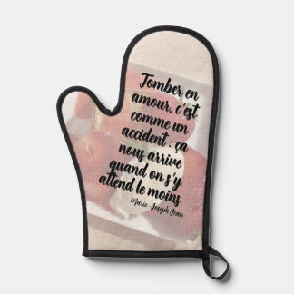 Love mitten oven mitt
