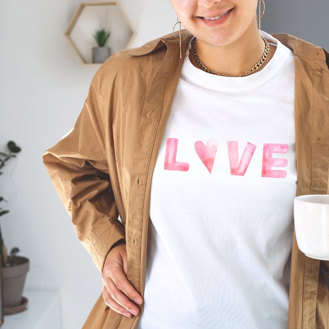 Love Pink Heart Valentine's Day / Summer T-Shirt  (Front)