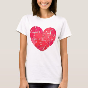 Love puzzle solved, red puzzle heart T-Shirt