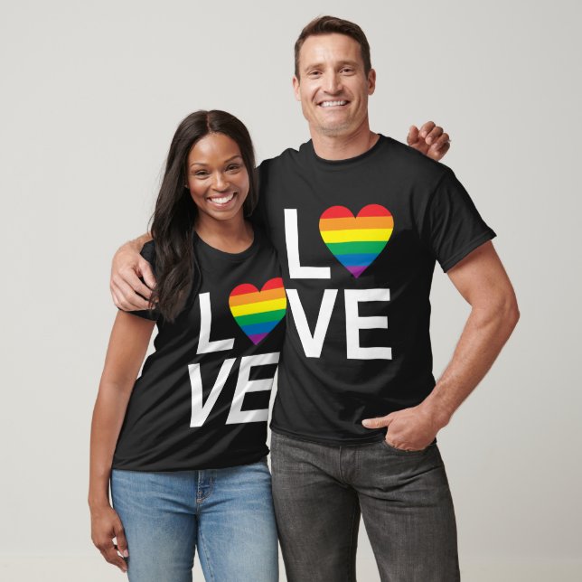 LOVE RAINBOW COEUR T-shirt (Unisexe)