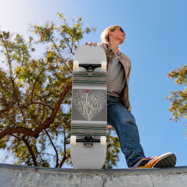 Love Skateboard (Outdoor 1)