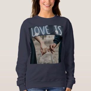 Love t- shirt