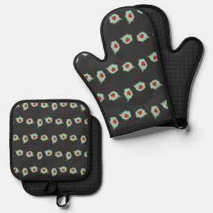 Love talk pattern on grey oven mitt & pot holder set