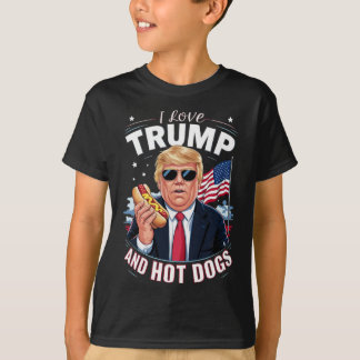 Love Trump And Hot Dogs - Hilarious Conservative  T-Shirt