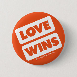 LOVE WINS button 02 white