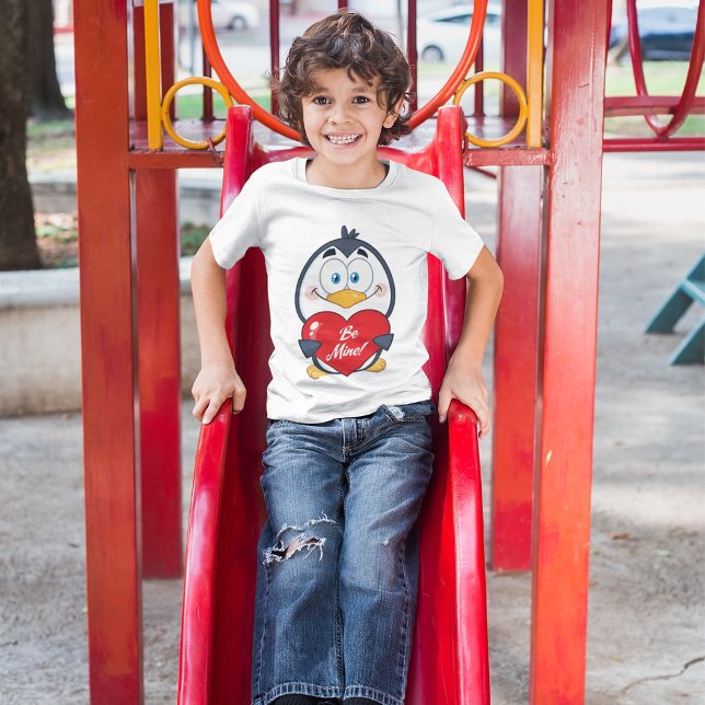 Loveable Penguin T-Shirt (Creator Uploaded)