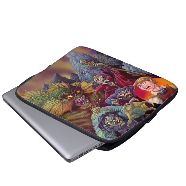 Lovecraft's Shadow Over Innsmouth laptop sleeve (Front Bottom)