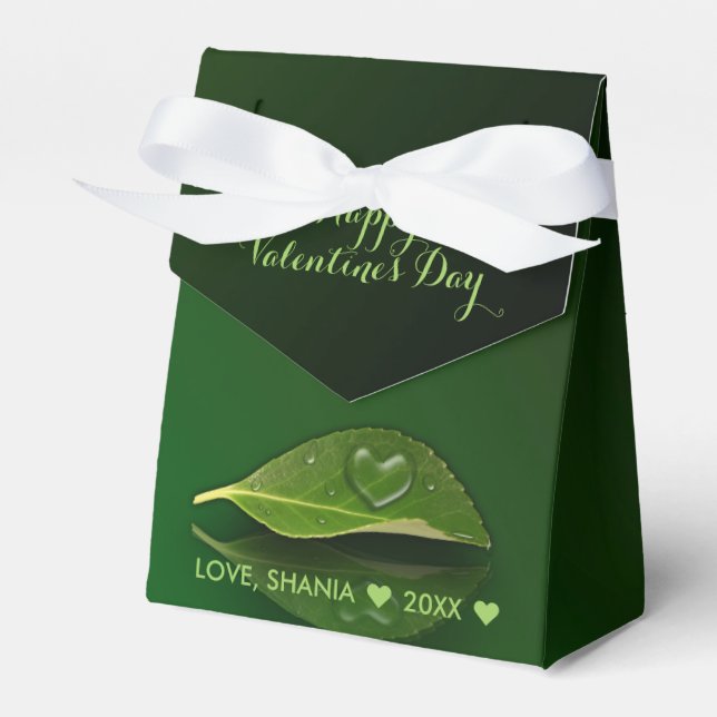 Lovely Heart-Shaped Water Droplet on Leaf Favor Box (Front Side)