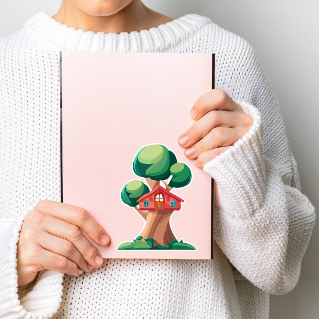 Lovely Tree House (Creator Uploaded)