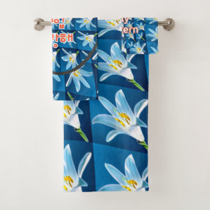 Lovely White Lily Pattern Bath Towel Set