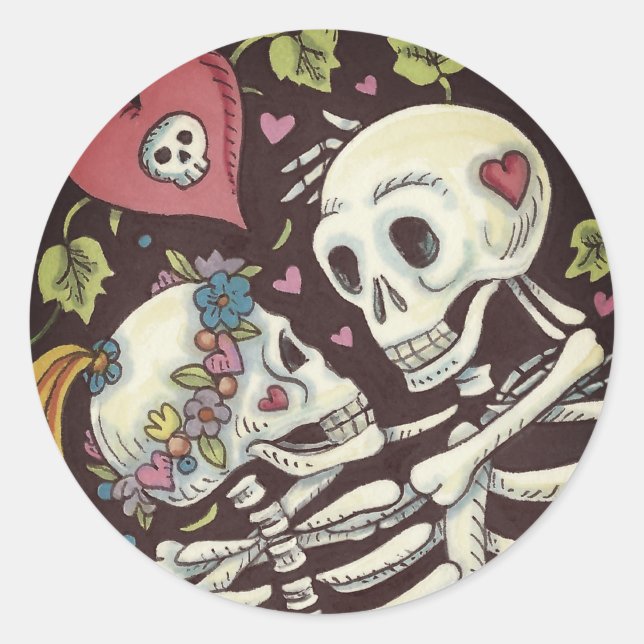 LOVERS AMONG THE IVY, SWEETHEART SKELETONS EMBRACE CLASSIC ROUND STICKER (Front)