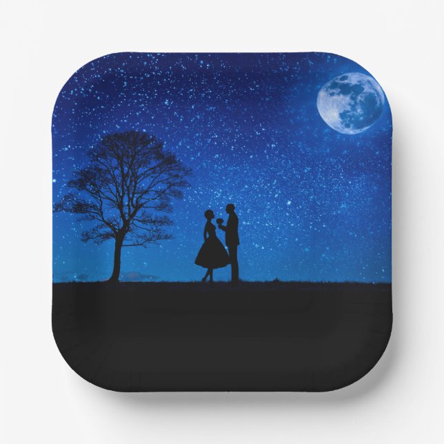 Lovers under a full moon    paper plate (Front)