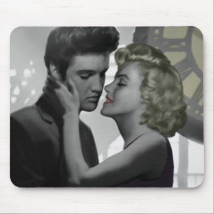 Love's Return Mouse Pad
