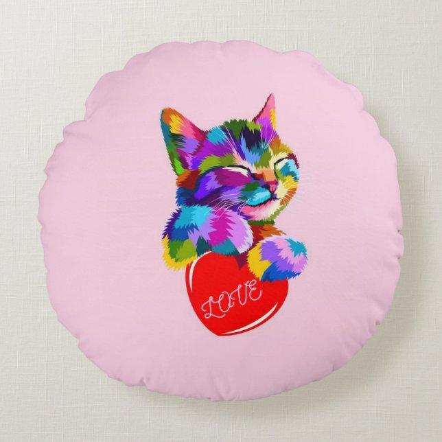  Loving kitten - round shape. Pillow (Front)