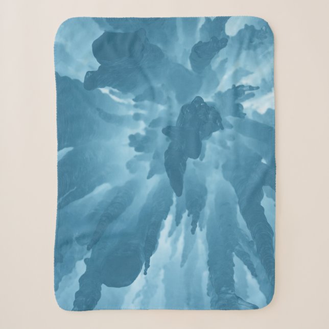 Low angle view of stalactites sherpa blanket (Front)