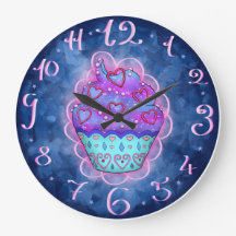 Low blue/pink cupcake with pink hearts